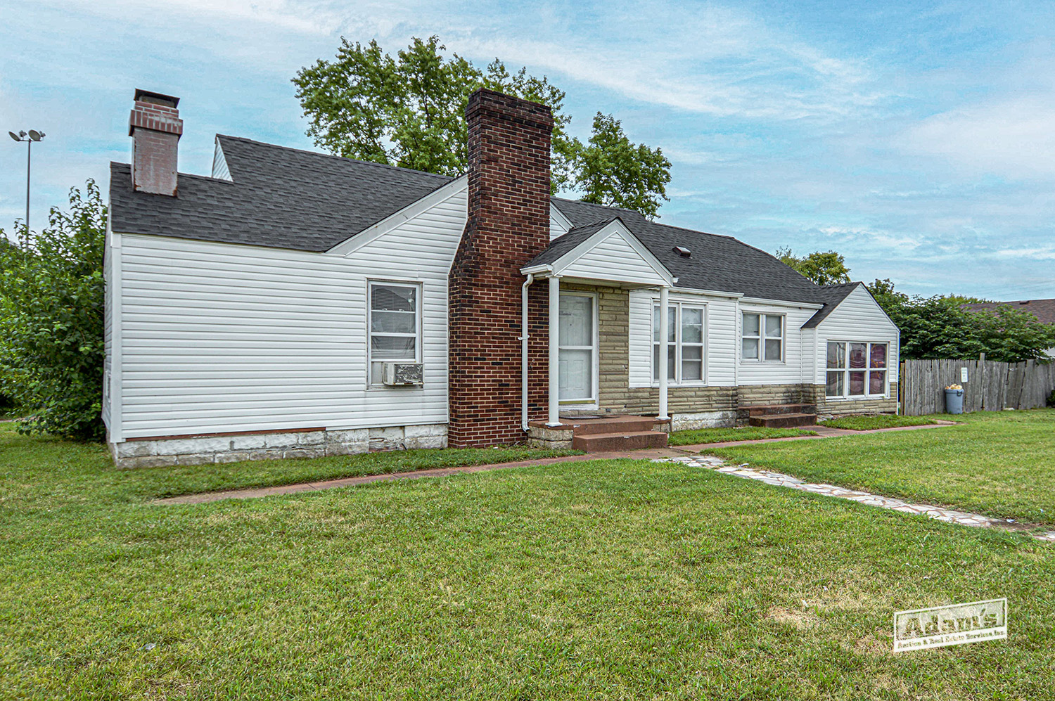 3705 Mississippi Ave-13