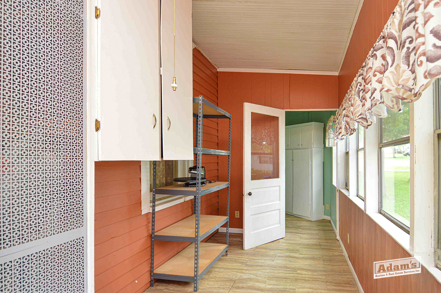 501 S Van Buren-16