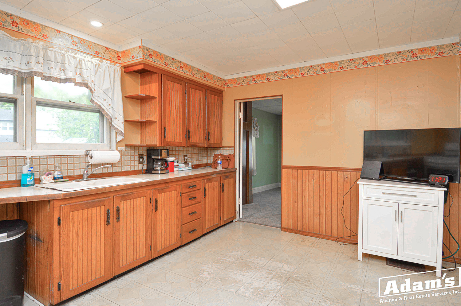 501 S Van Buren-17