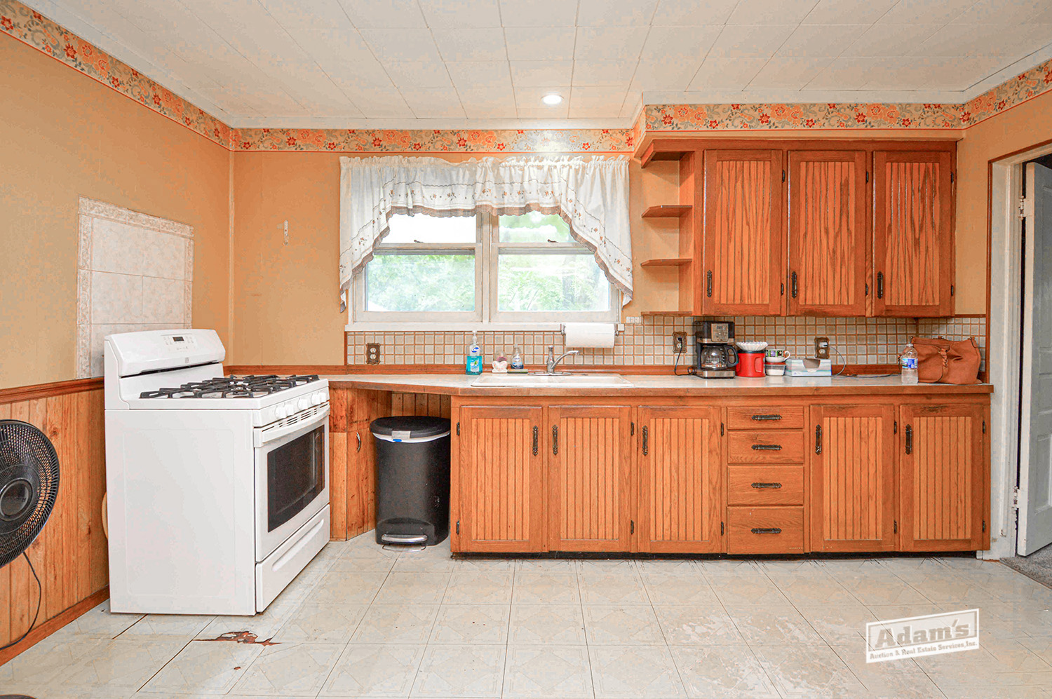 501 S Van Buren-18