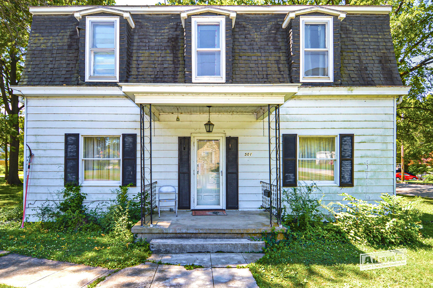 501 S Van Buren-4