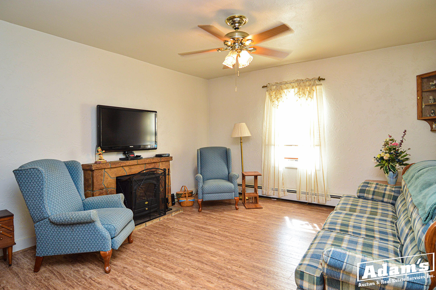 104 N Indiana Ave-16