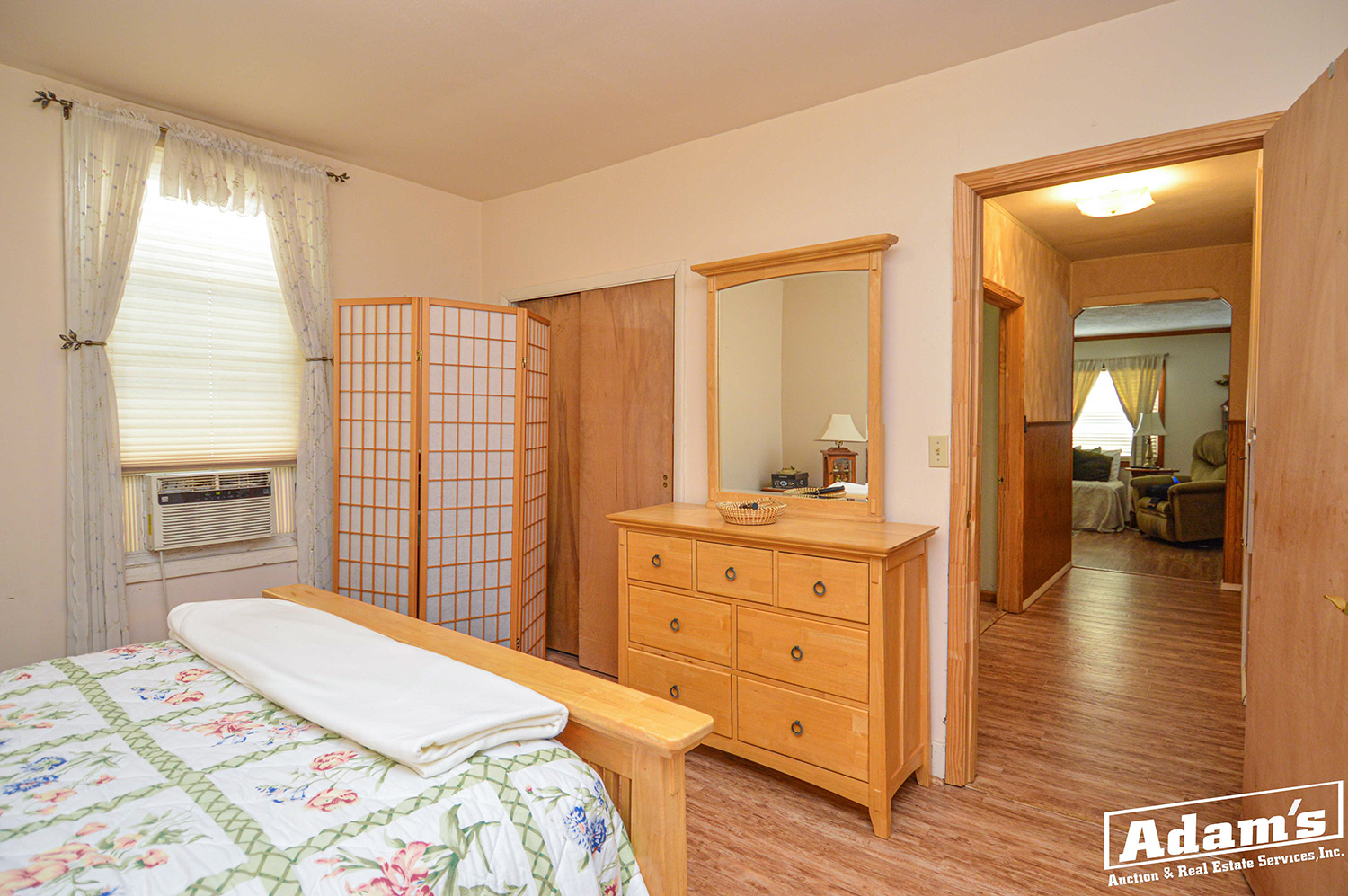 104 N Indiana Ave-21