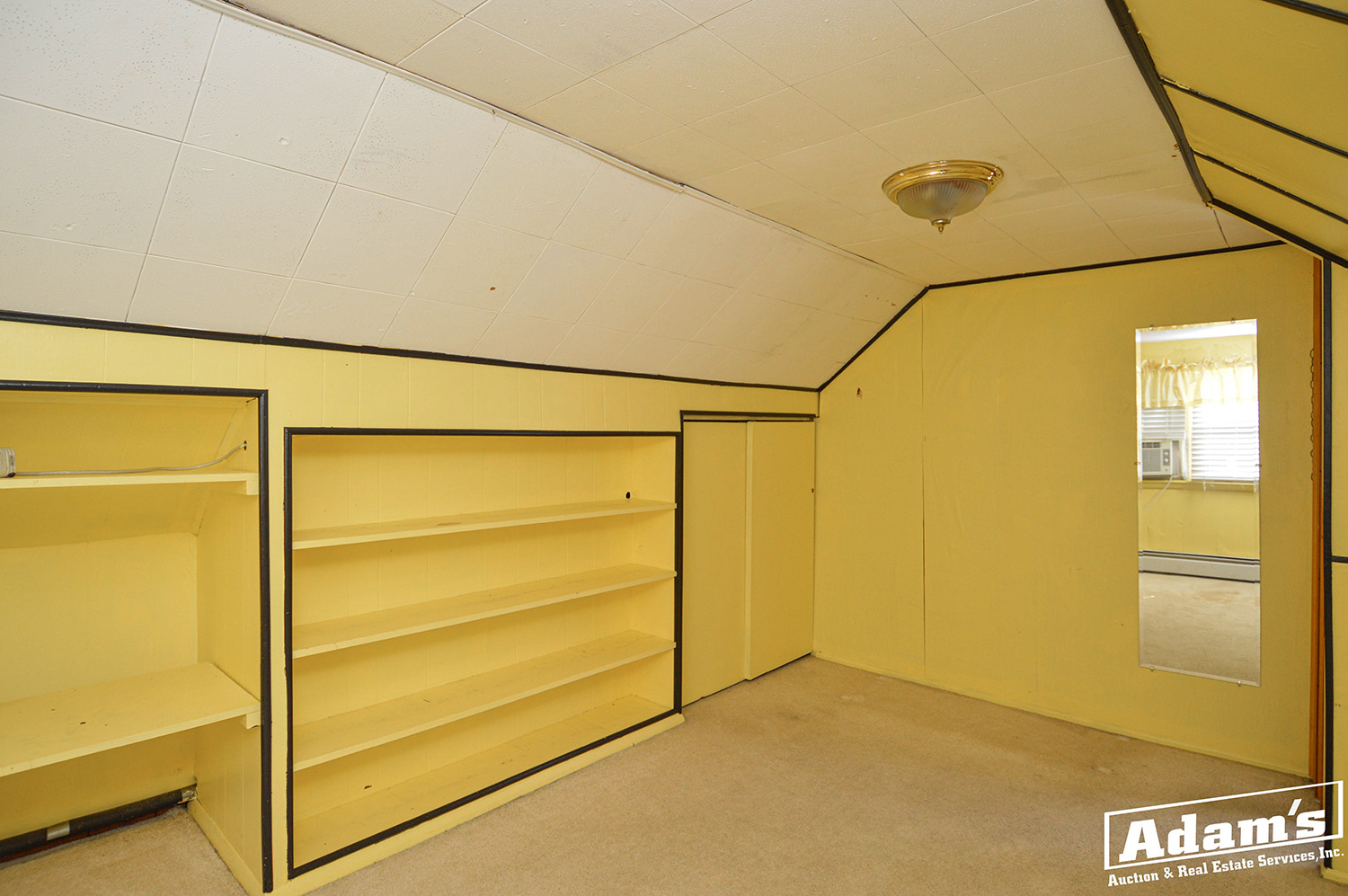 104 N Indiana Ave-25