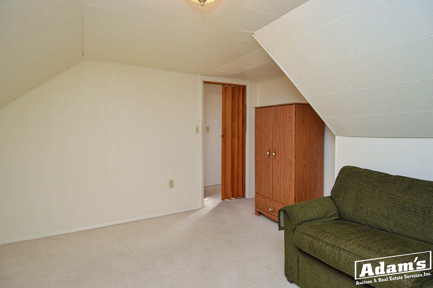 104 N Indiana Ave-27