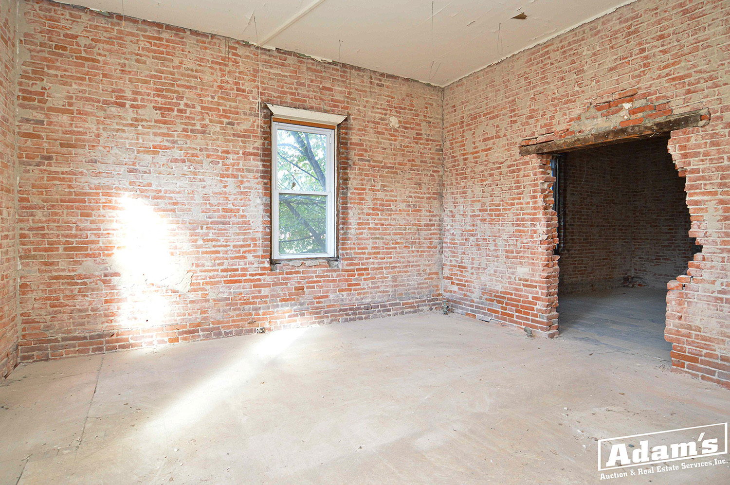 312 E Church St-07