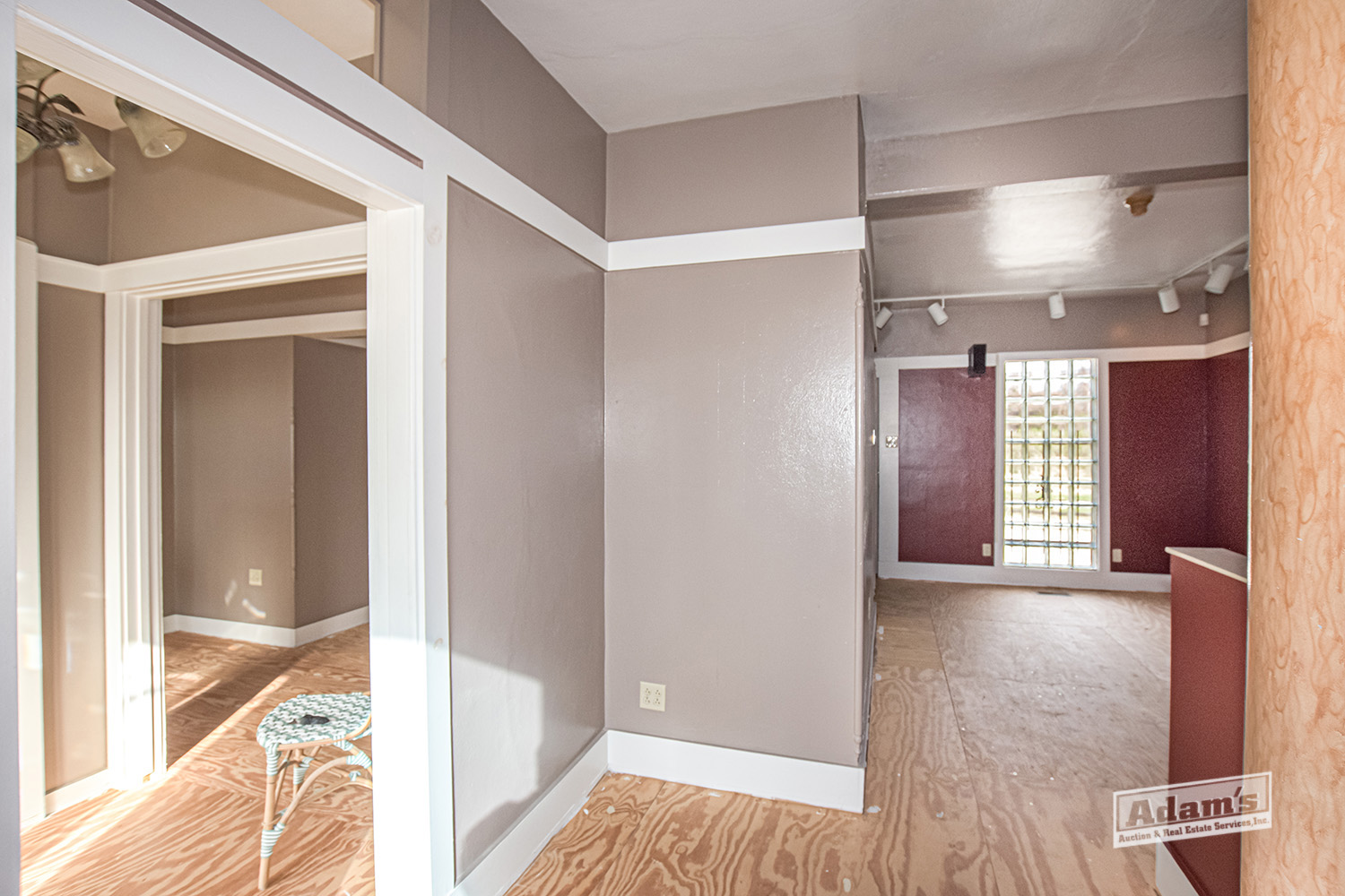 5501 N Best West-07