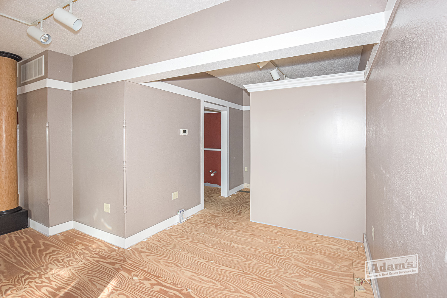 5501 N Best West-08