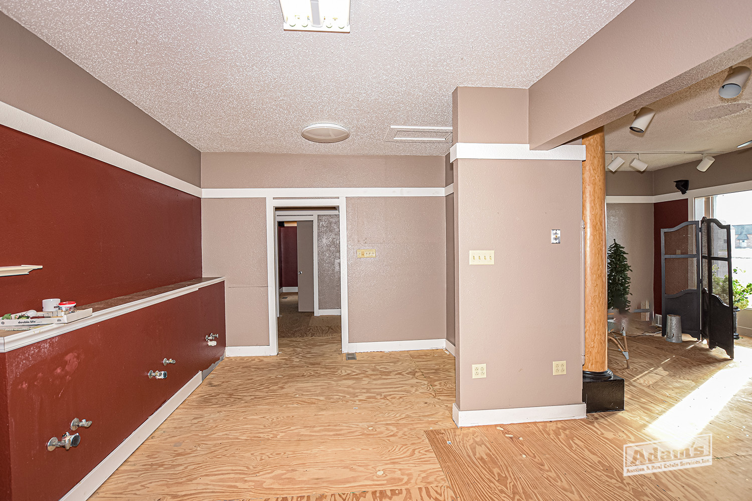 5501 N Best West-11