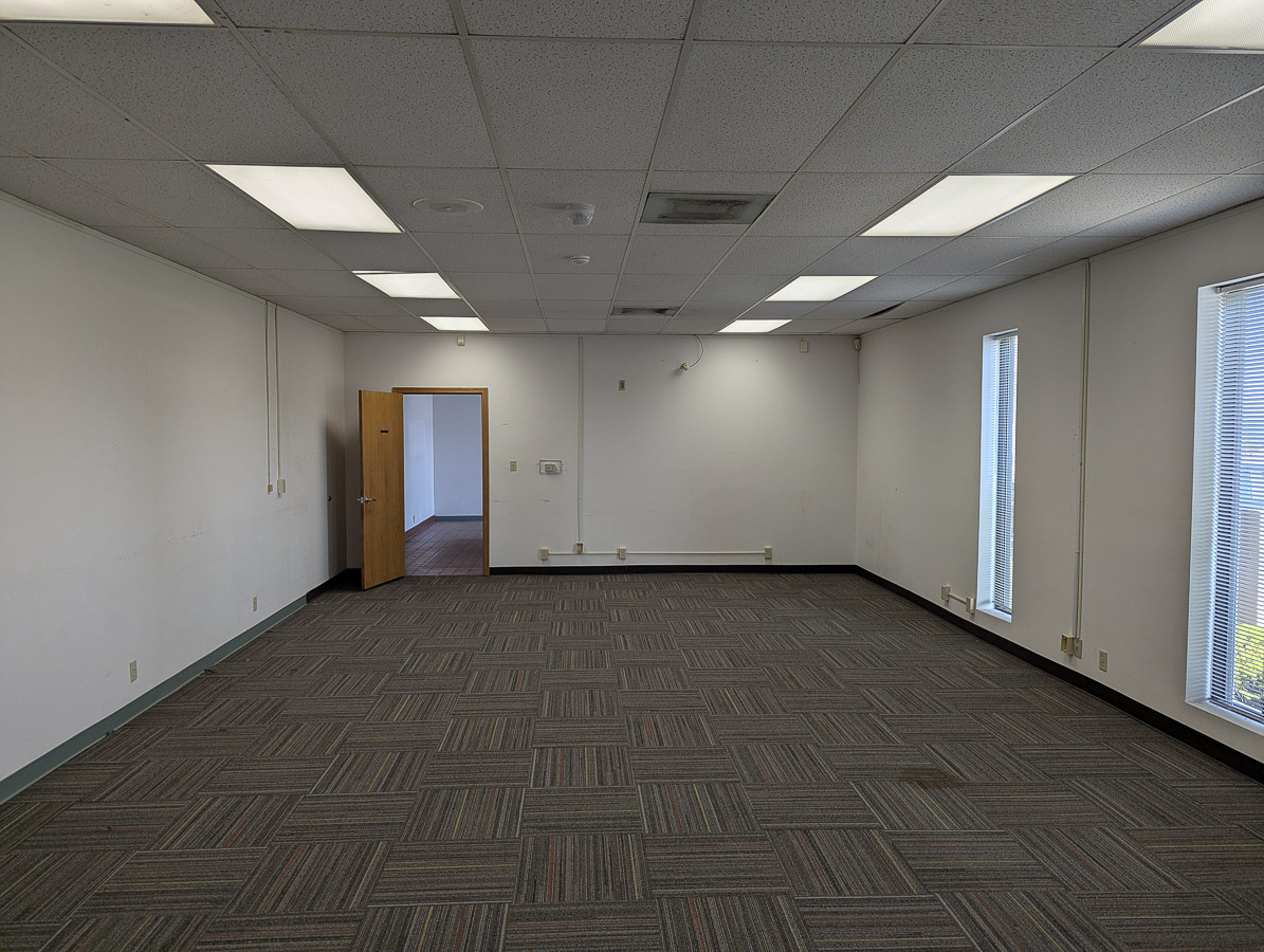 PXL_20250508_212628587