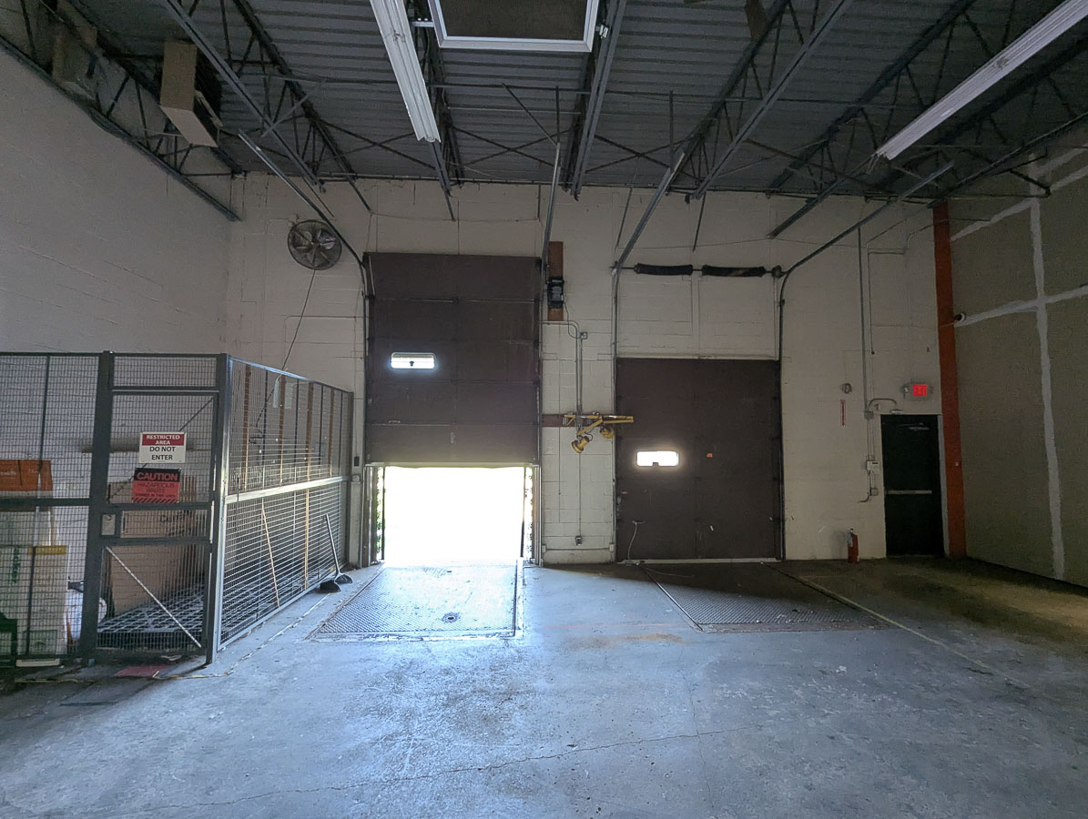 PXL_20250508_212835351