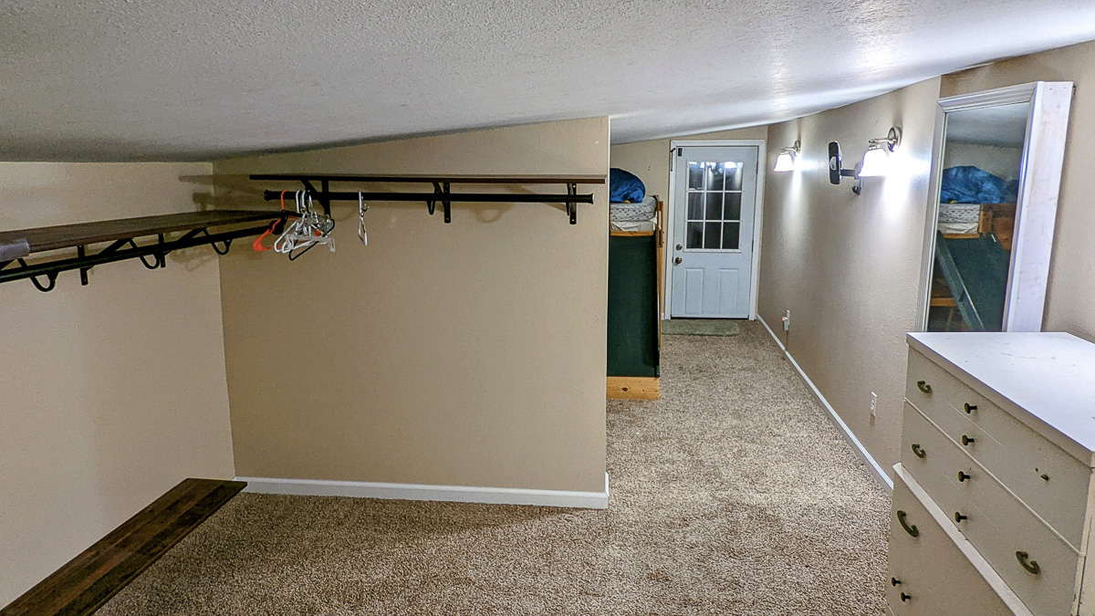 PXL_20221207_200009978_2